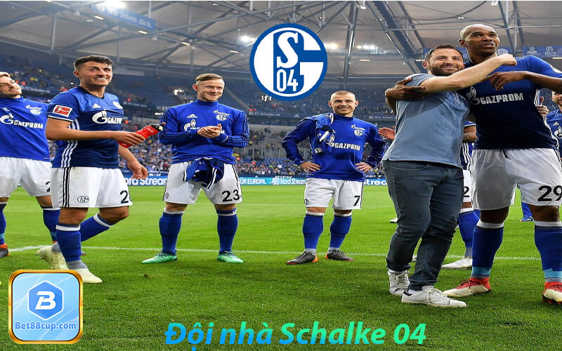 Đội nhà Schalke 04